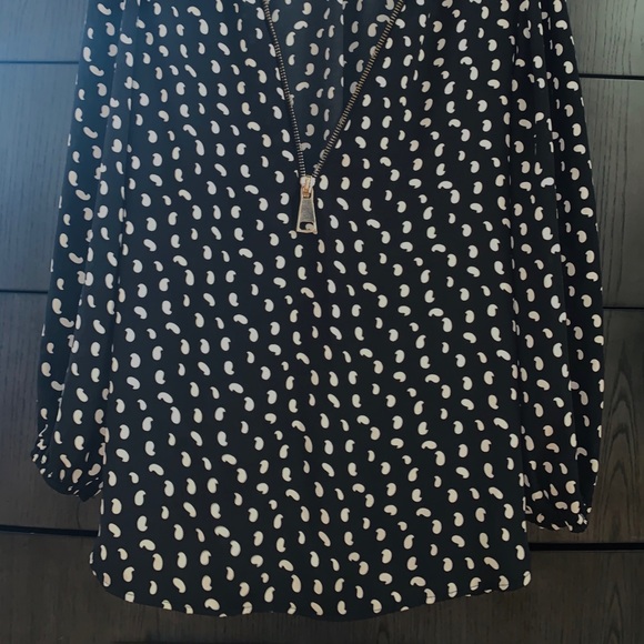 Premise Studio shirt! - Picture 4 of 7